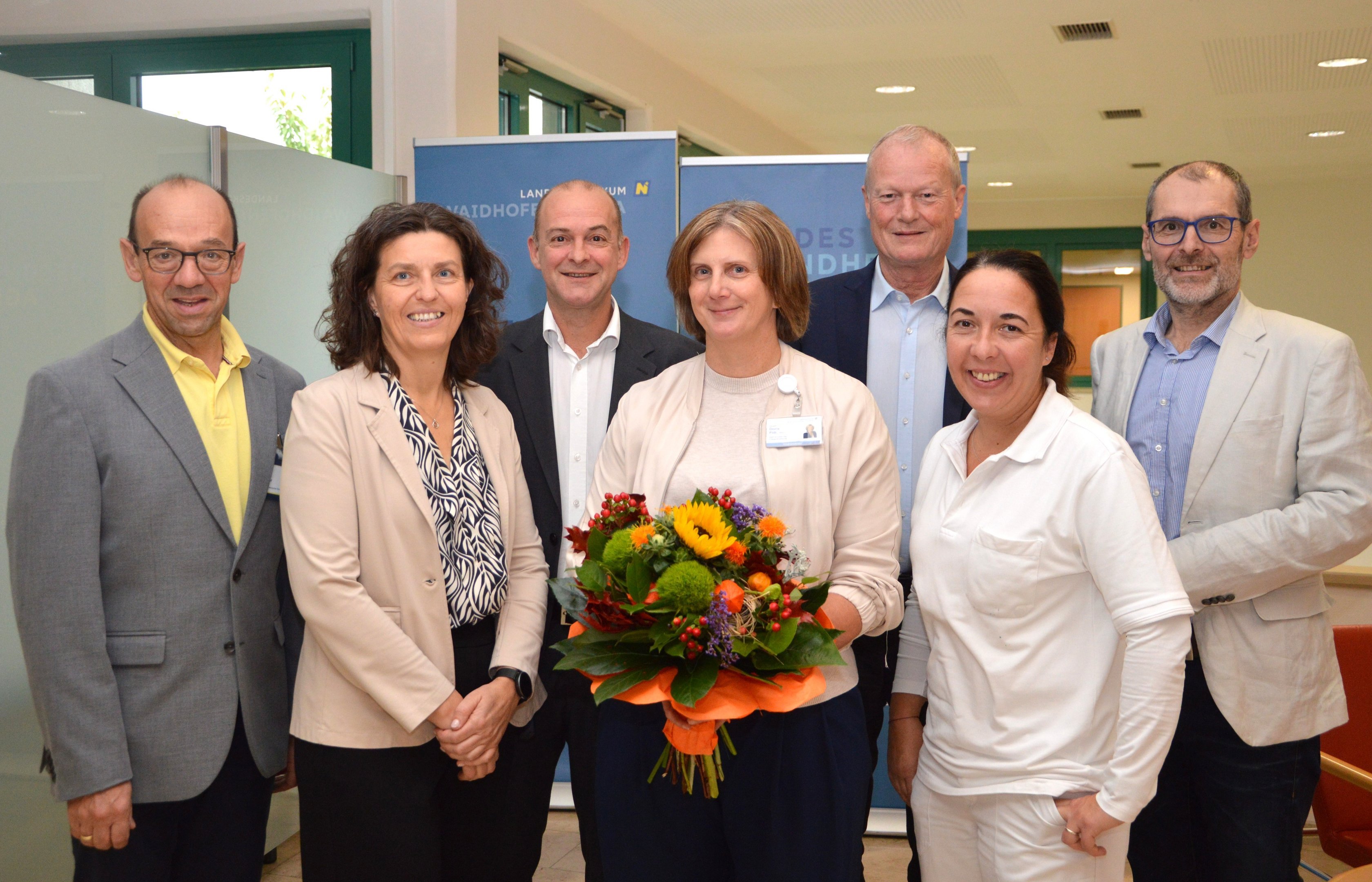Mag. Franz Huber, kfm. Direktor, DI Sonja Schindler, BSc MSc, kfm. Standortleiterin, Thomas Schmallegger, MSc, MSc, LL.M., Assistent der Geschäftsführung Gesundheit Waldviertel GmbH, Doris Fidi, MAS, stellv. Pflegedirektorin, Dr. Christian Helmreich, MBA, MSc, ärztlicher Direktor, OA Dr. Elke Maurer, stellv. ärztliche Standortleiterin, Andreas Lausch, MAS, MBA, MSc, Pflegedirektor.