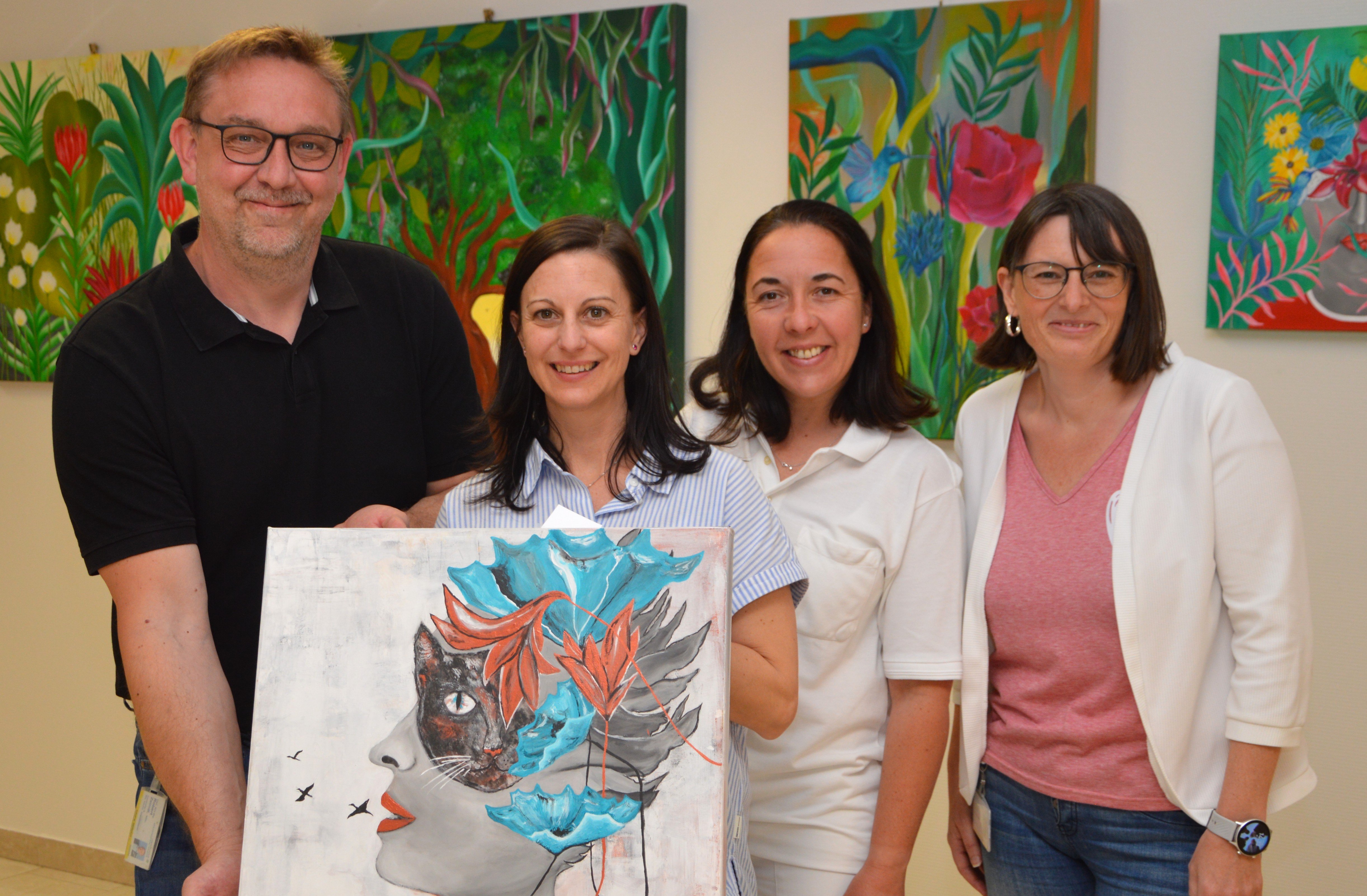 Mit der neuen Ausstellung im Landesklinikum Waidhofen/Thaya präsentiert die Künstlerin Karina Göbharter eine Auswahl ihrer Arbeiten. 