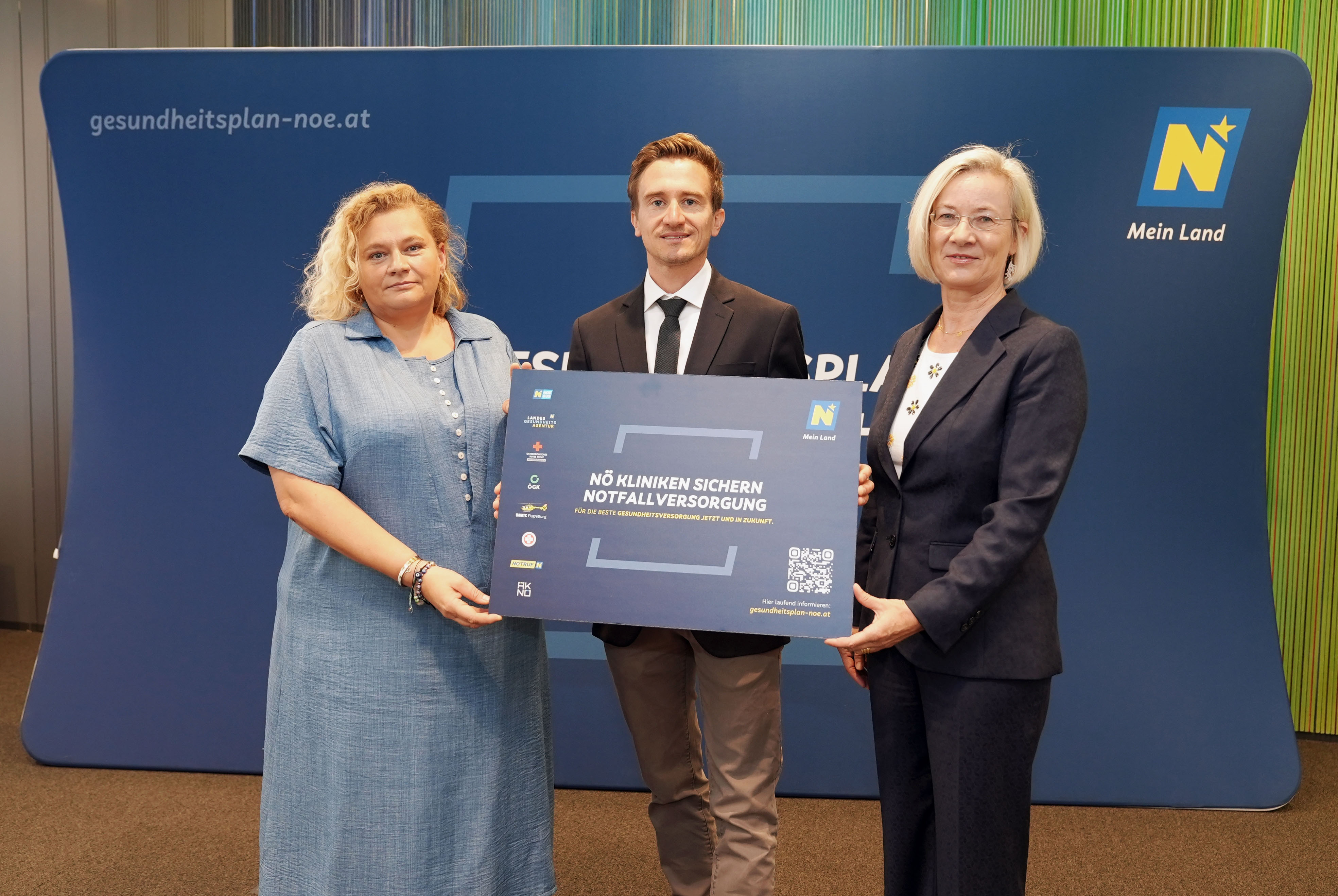 LGA-Vorständin Bräutigam mit Prim. Dr. Gattringer und Prim. Dr. Mascherbauer
